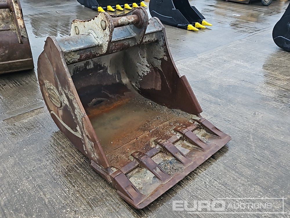 Strickland 42" Digging Bucket 65mm Pin to suit 13 Ton Excavator - Gầu: hình 1 Strickland 42" Digging Bucket 65mm Pin to suit 13 Ton Excavator - Gầu: hình 1