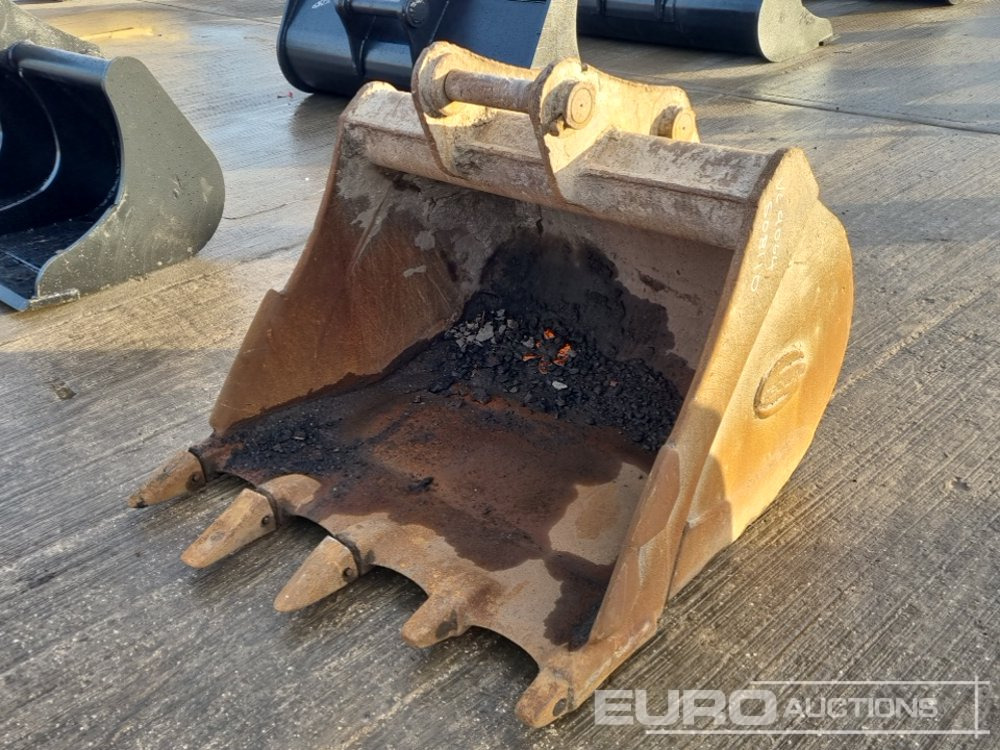 Strickland 48" Digging Bucket 65mm Pin to suit 13 Ton Excavator - Gầu: hình 1 Strickland 48" Digging Bucket 65mm Pin to suit 13 Ton Excavator - Gầu: hình 1