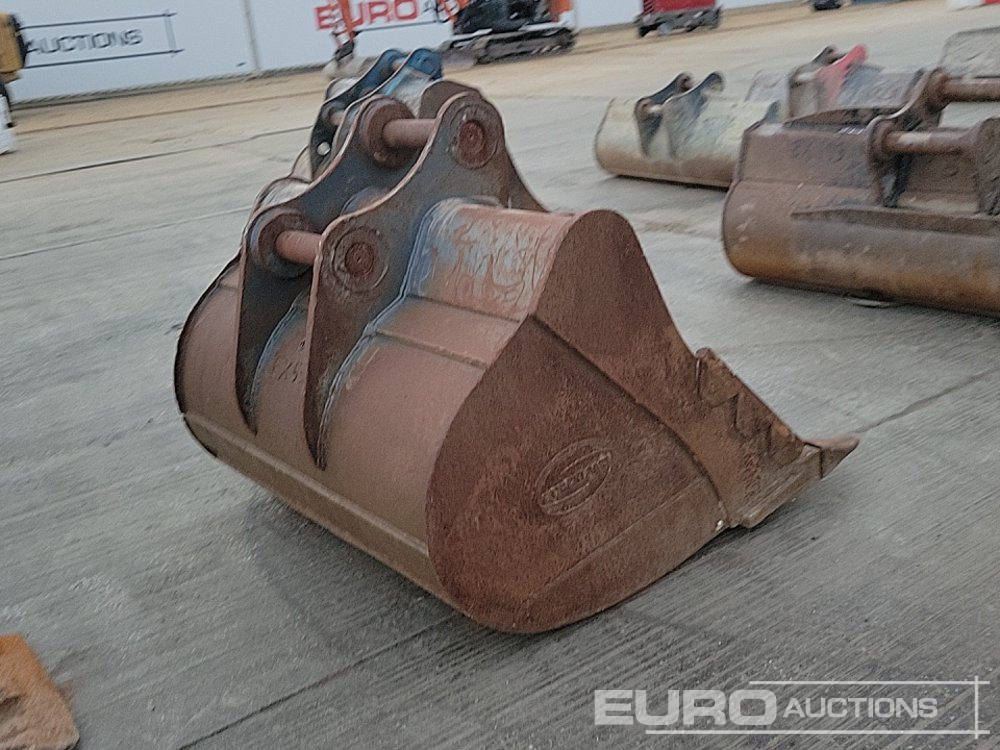 Strickland 60" Digging Bucket 80mm Pin to suit 20 Ton Excavator - Gầu: hình 5 Strickland 60" Digging Bucket 80mm Pin to suit 20 Ton Excavator - Gầu: hình 5