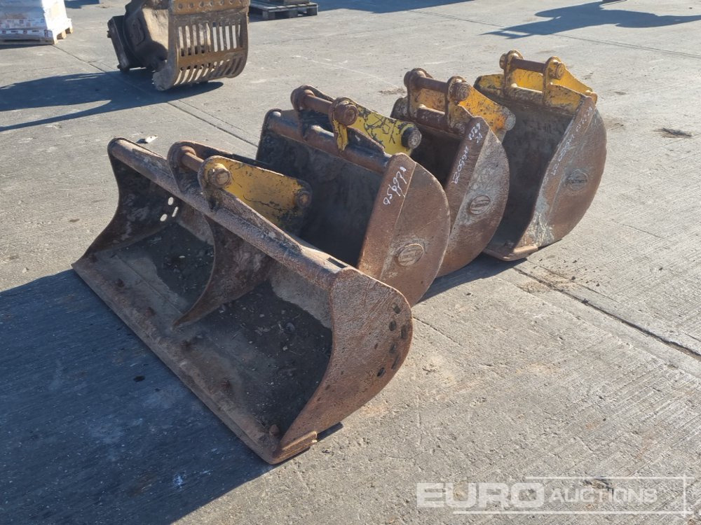 Strickland 60" Ditching, 30", 24", 18" Digging Bucket 45mm Pin to suit 4-6 Ton Excavator - Gầu: hình 1 Strickland 60" Ditching, 30", 24", 18" Digging Bucket 45mm Pin to suit 4-6 Ton Excavator - Gầu: hình 1
