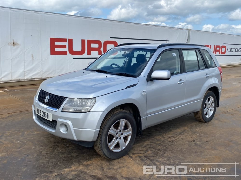 Suzuki Grand Vitara - SUV: hình 1 Suzuki Grand Vitara - SUV: hình 1