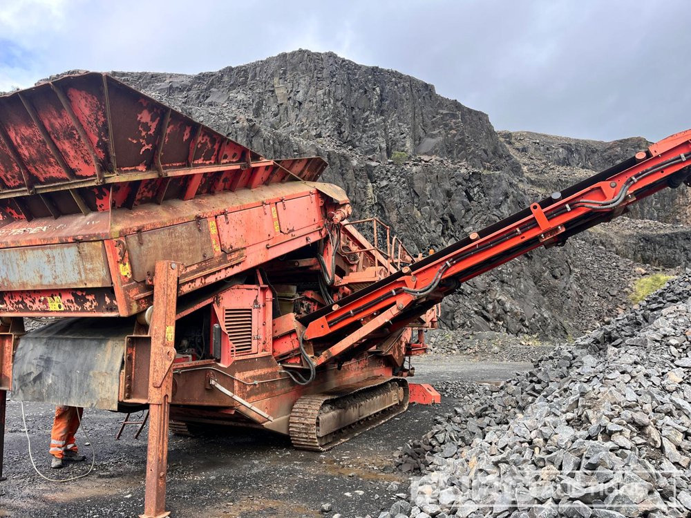 Terex Finlay 883T Tracked Screener, 3 Way Split - Máy sàng: hình 3 Terex Finlay 883T Tracked Screener, 3 Way Split - Máy sàng: hình 3