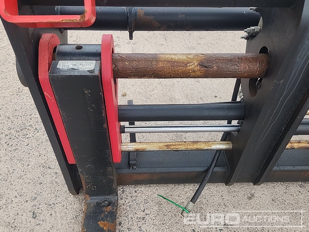 2020 Albutt Pallet Forks, Hydraulic Fork Postioner to suit Manitou Telehandler - Thiết bị xử lý vật liệu: hình 5 2020 Albutt Pallet Forks, Hydraulic Fork Postioner to suit Manitou Telehandler - Thiết bị xử lý vật liệu: hình 5