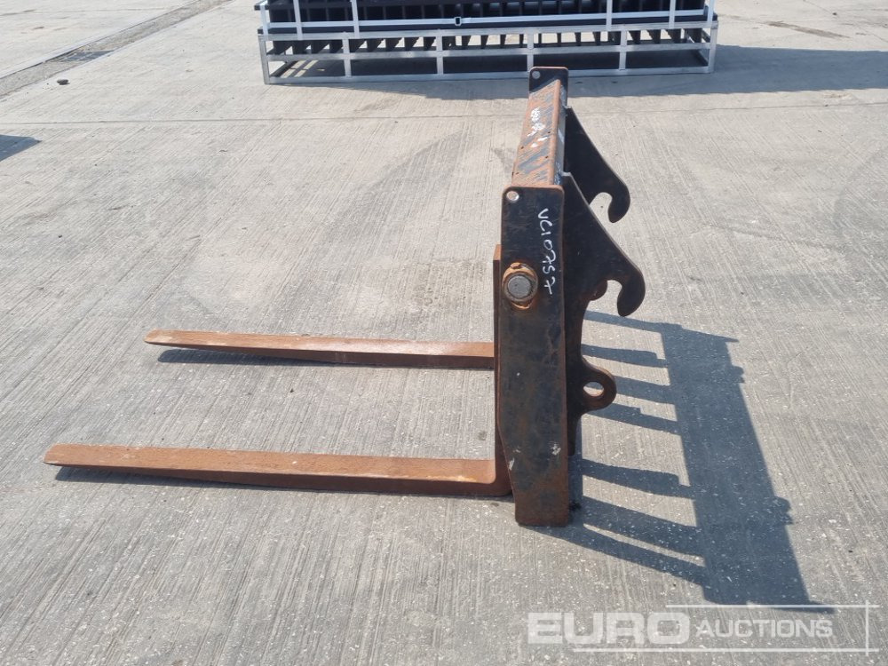 JCB Fork Frame & Forks to suit Telehandler - Thiết bị xử lý vật liệu: hình 2 JCB Fork Frame & Forks to suit Telehandler - Thiết bị xử lý vật liệu: hình 2
