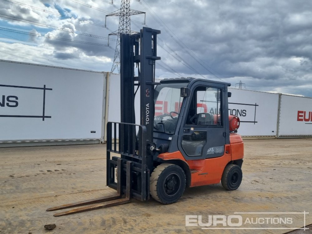 Toyota 02-7FGF30 - Xe nâng: hình 1 Toyota 02-7FGF30 - Xe nâng: hình 1