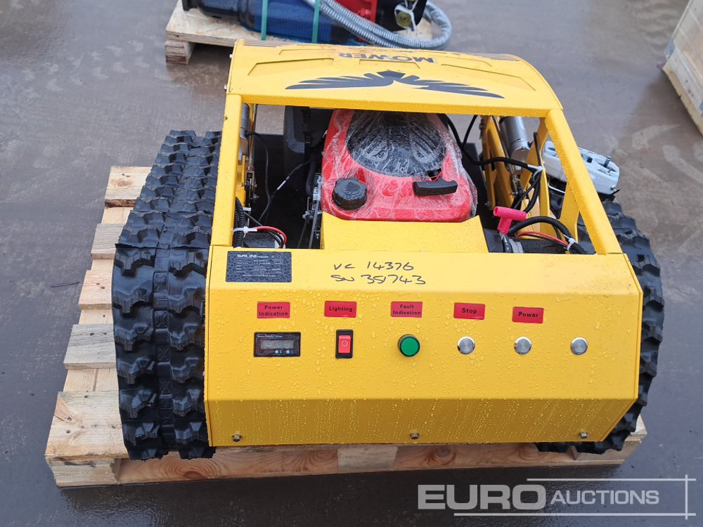 Unused 2025 Salini RC-900 Radio Controlled Tracked Lawnmower (Controls in Office) - Máy cắt cỏ vườn: hình 4 Unused 2025 Salini RC-900 Radio Controlled Tracked Lawnmower (Controls in Office) - Máy cắt cỏ vườn: hình 4