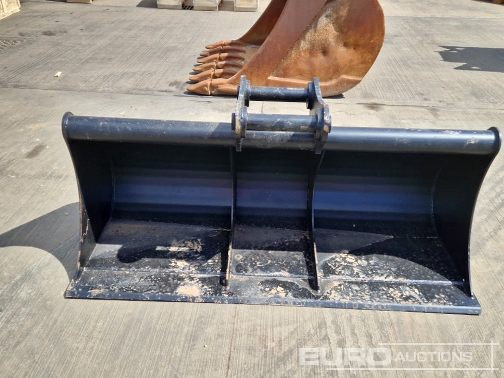 Gầu mới Unused 70" Ditching Bucket 65mm Pin to suit 13 Ton Excavator: hình 8