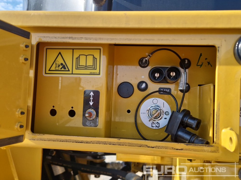 Máy xúc lật bánh lốp Unused CAT 950L: hình 43