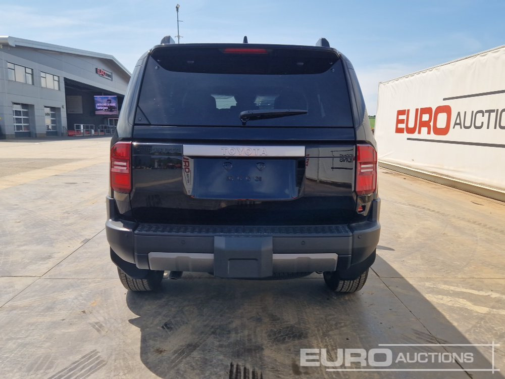 Unused Toyota Land Cruiser - SUV: hình 4 Unused Toyota Land Cruiser - SUV: hình 4