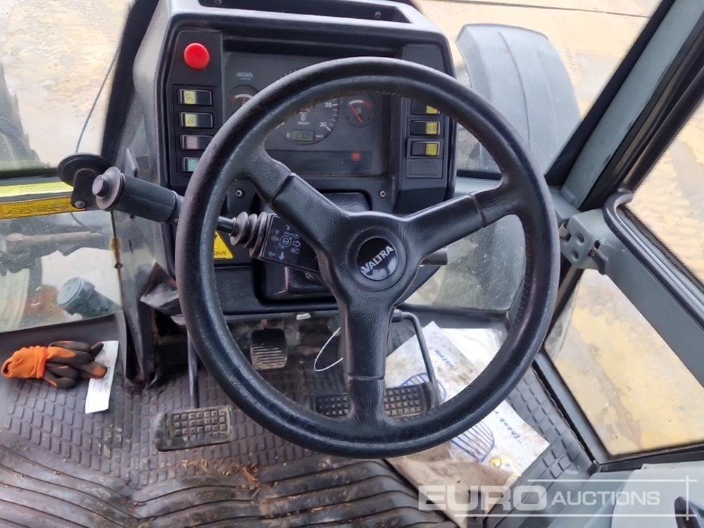 Máy cày Valtra 6400: hình 45 Máy cày Valtra 6400: hình 45