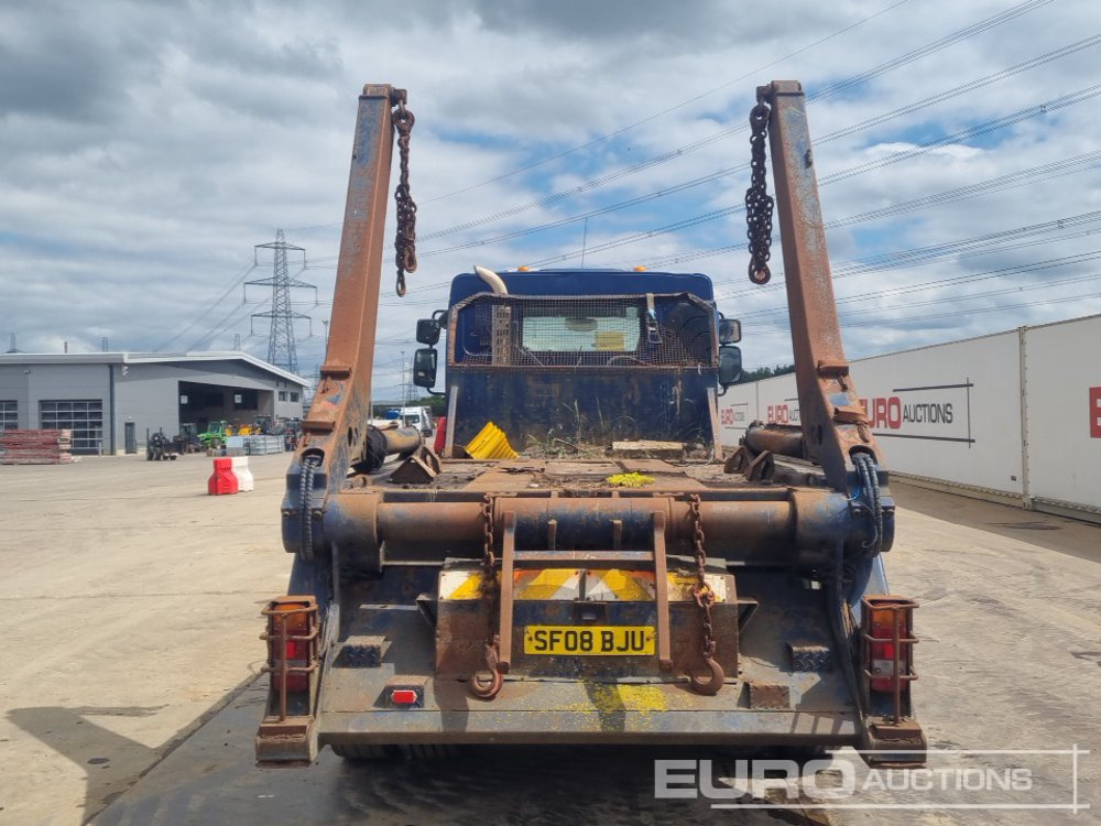 Volvo 4x2 Skip Loader Lorry, Extendable Arms, Manual Gearbox (Reg. Docs. & Plating Certificate Available) - Xe tải chở thùng nhỏ: hình 4 Volvo 4x2 Skip Loader Lorry, Extendable Arms, Manual Gearbox (Reg. Docs. & Plating Certificate Available) - Xe tải chở thùng nhỏ: hình 4