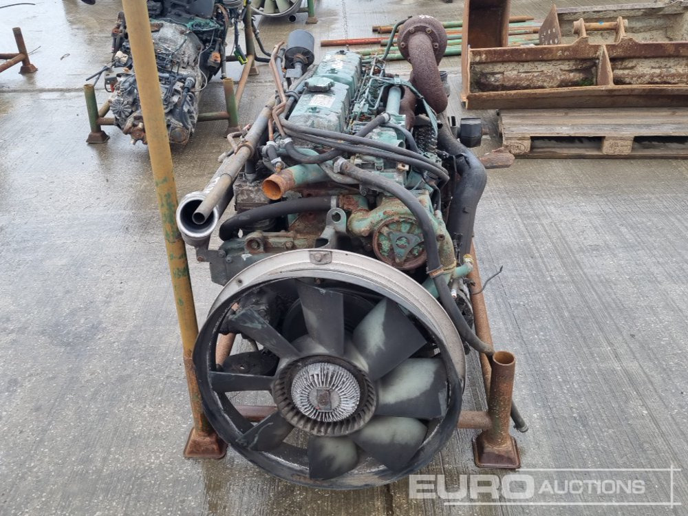 Volvo 6 Cylinder Engine, Gearbox - Động cơ: hình 4 Volvo 6 Cylinder Engine, Gearbox - Động cơ: hình 4