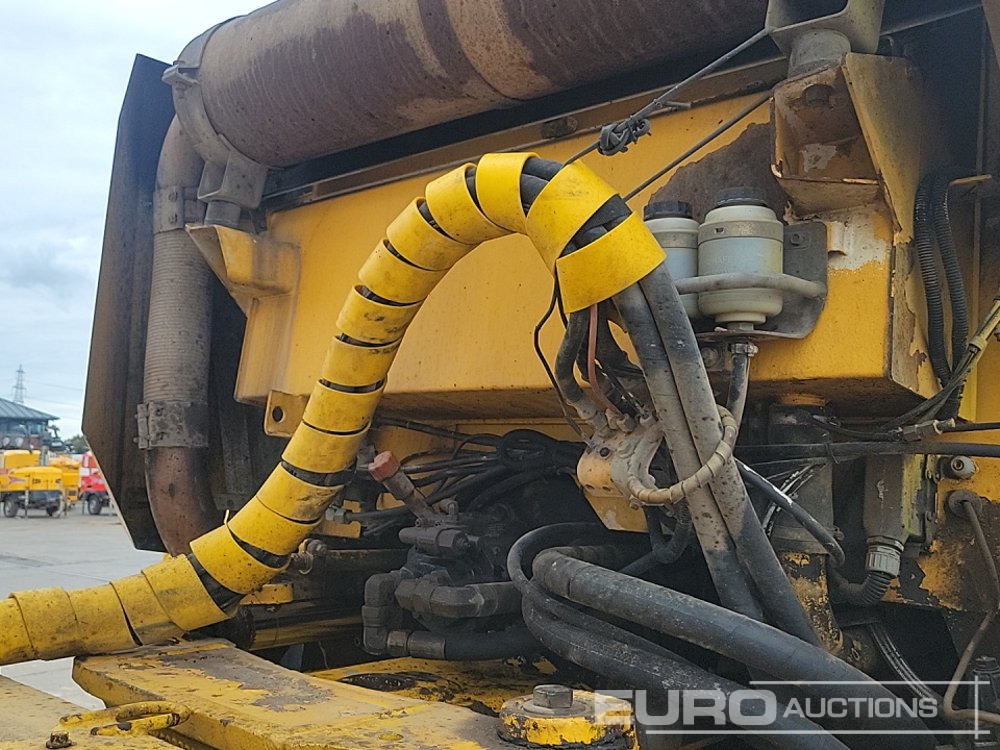 Xe ben đổ có khớp nối Volvo A25C: hình 27