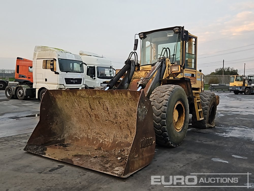Volvo BM - Máy xúc lật bánh lốp: hình 1 Volvo BM - Máy xúc lật bánh lốp: hình 1