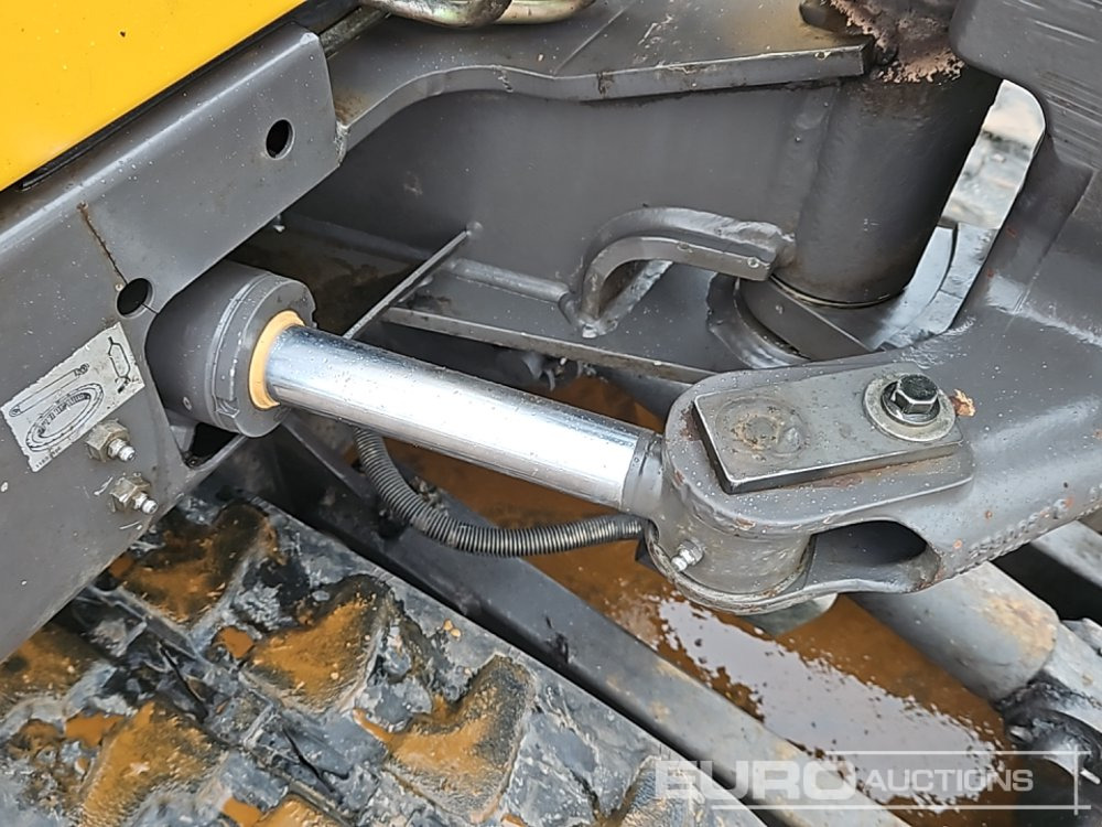 Máy xúc mini Volvo EC20B: hình 22 Máy xúc mini Volvo EC20B: hình 22