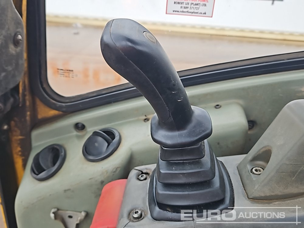 Máy xúc mini Volvo EC20B: hình 49 Máy xúc mini Volvo EC20B: hình 49