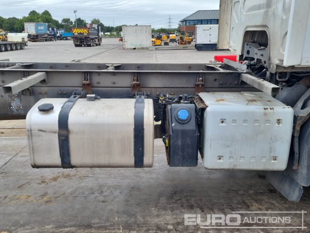 Xe tải khung gầm Volvo FE: hình 16