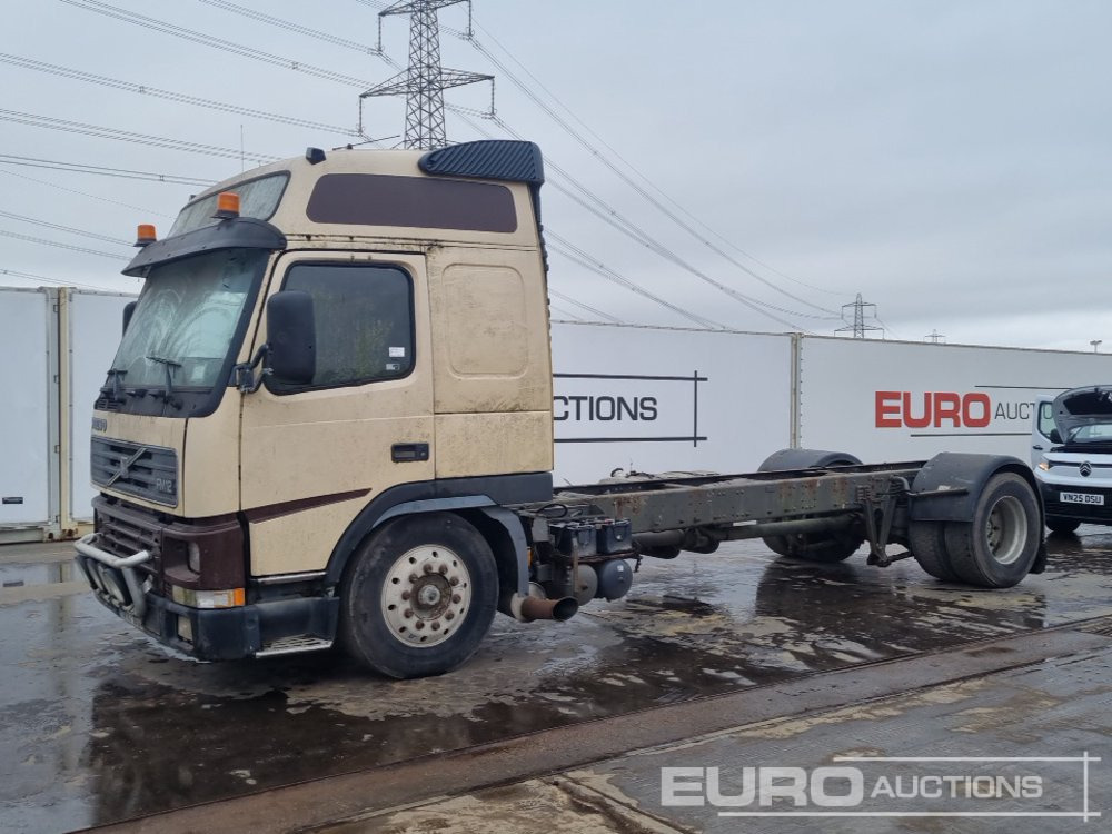 Volvo FM12 - Xe tải khung gầm: hình 1 Volvo FM12 - Xe tải khung gầm: hình 1