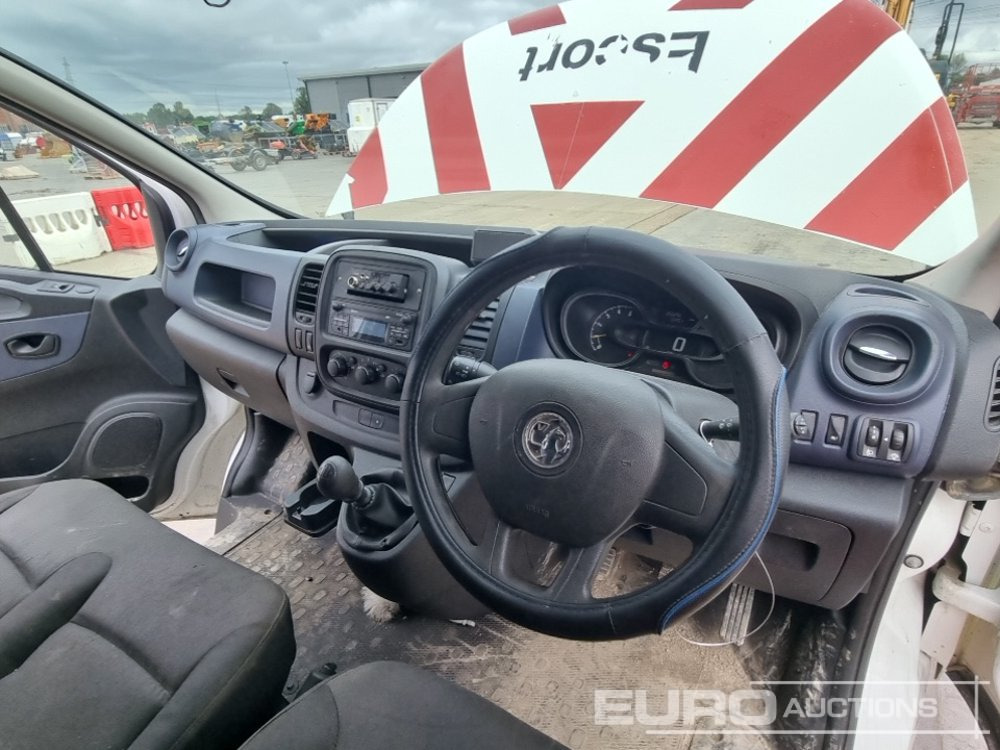 Xe tải nhỏ 2017 Vauxhall Vivaro: hình 32