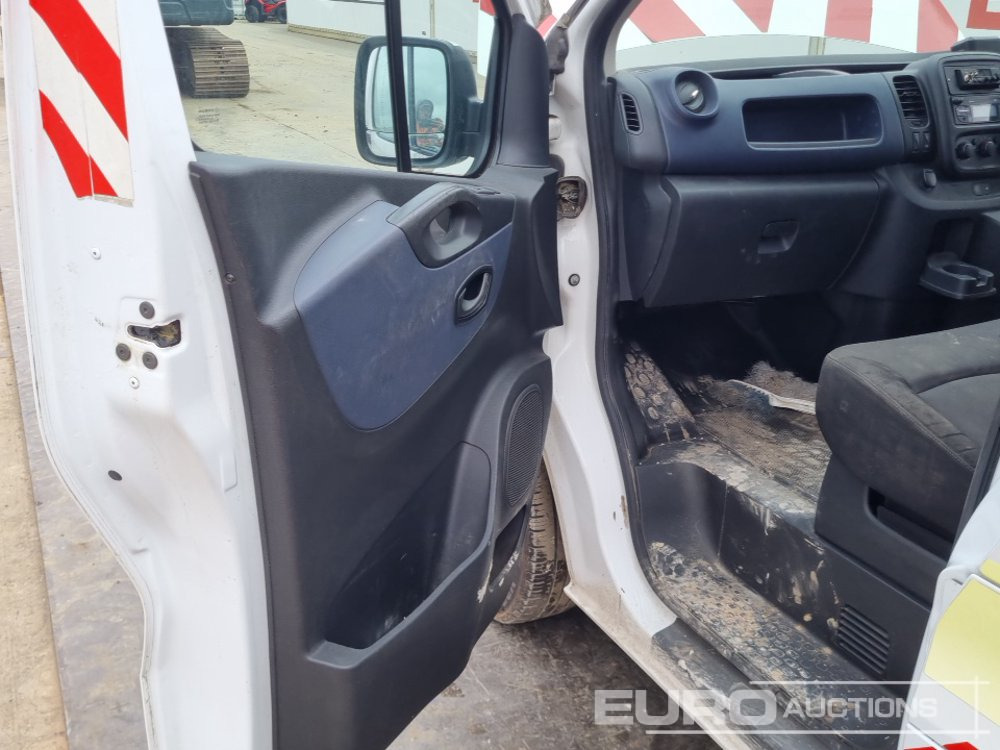 Xe tải nhỏ 2017 Vauxhall Vivaro: hình 27