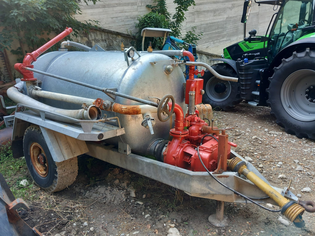 Carrobotte usato Galli 35 q.li - Máy rải phân dạng lỏng: hình 1 Carrobotte usato Galli 35 q.li - Máy rải phân dạng lỏng: hình 1