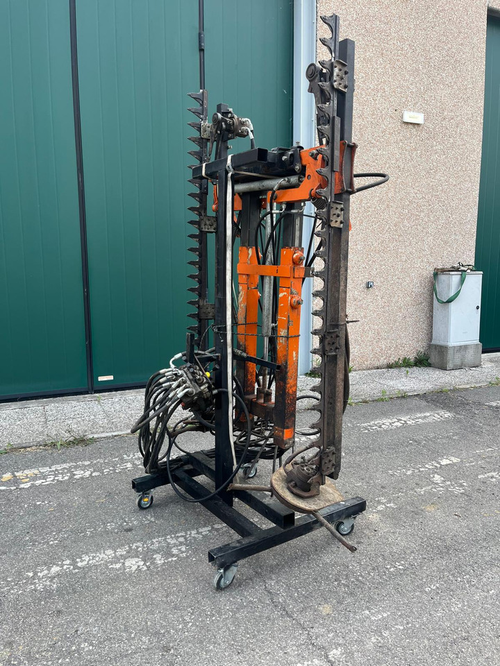 Cimatrice usata Rinieri doppia - Dàn băm cỏ/ Mulcher: hình 3 Cimatrice usata Rinieri doppia - Dàn băm cỏ/ Mulcher: hình 3