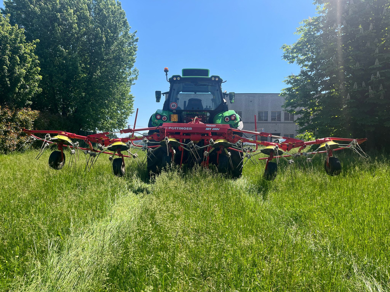 Voltafieno usato Pottinger Hit 690 N - Dàn trải/ Cào: hình 2 Voltafieno usato Pottinger Hit 690 N - Dàn trải/ Cào: hình 2