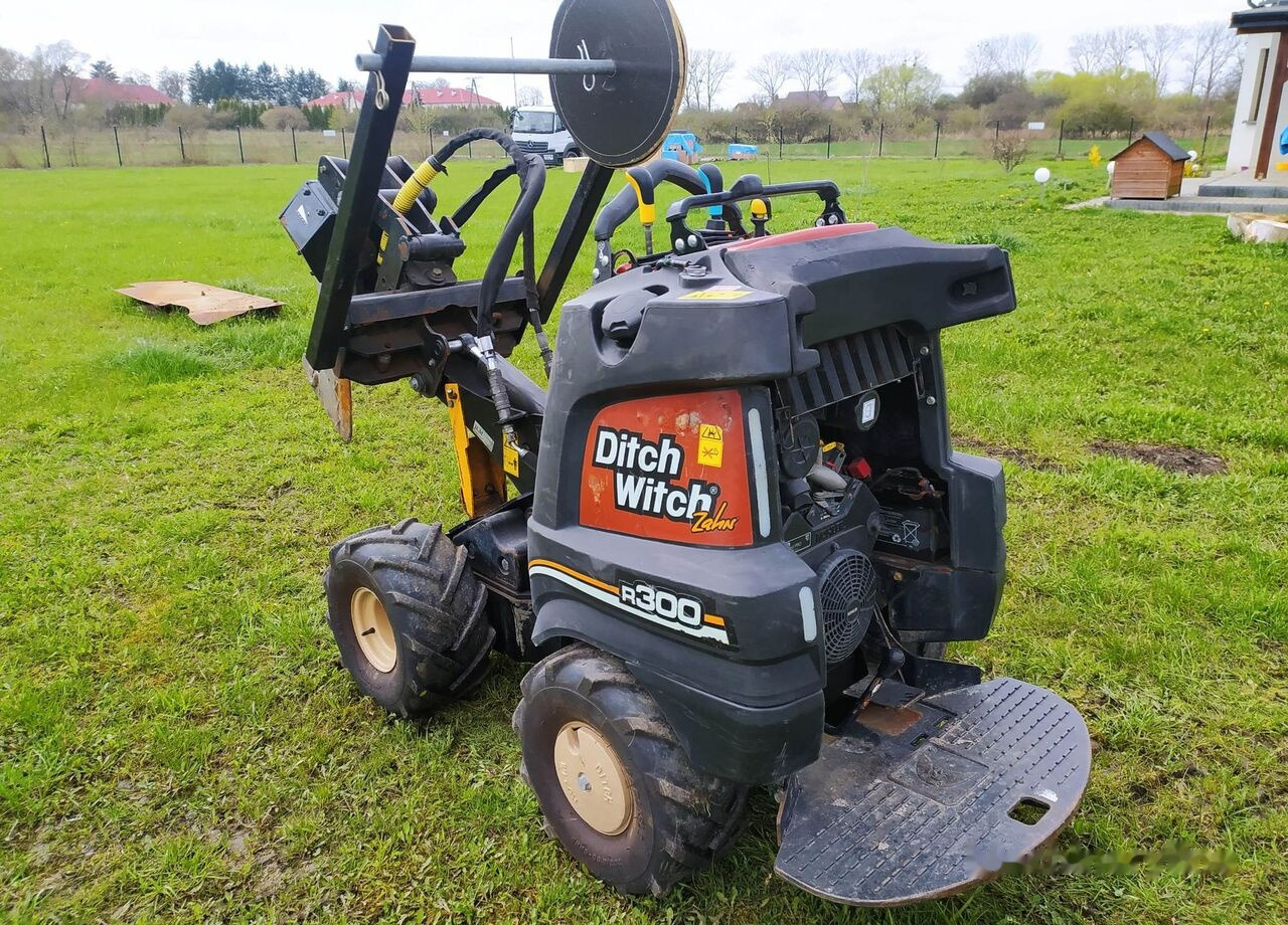 Ditch-Witch Zahn R300 - Máy đào hào: hình 2 Ditch-Witch Zahn R300 - Máy đào hào: hình 2