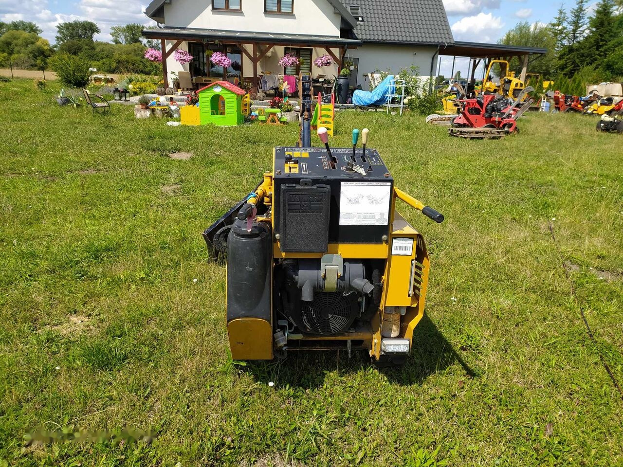 Máy đào hào Vermeer RTX250: hình 8