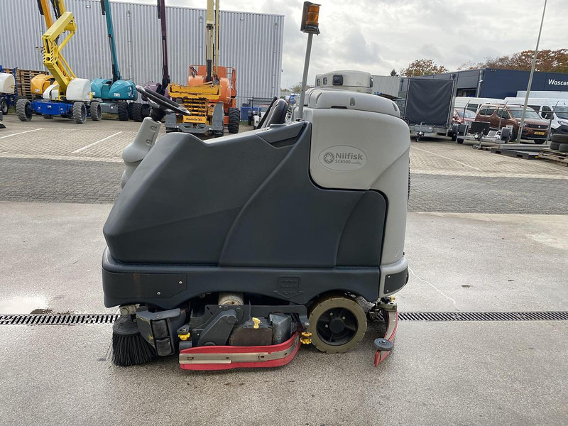 Nilfisk SC6500 1300C, Veeg- Schrobmachine - Máy chà sàn: hình 5 Nilfisk SC6500 1300C, Veeg- Schrobmachine - Máy chà sàn: hình 5