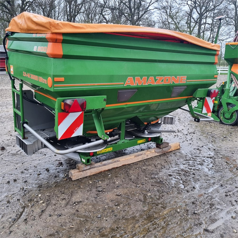 Amazone S 600 ZA-M 3000 ultra - Trang thiết bị bón phân: hình 1 Amazone S 600 ZA-M 3000 ultra - Trang thiết bị bón phân: hình 1