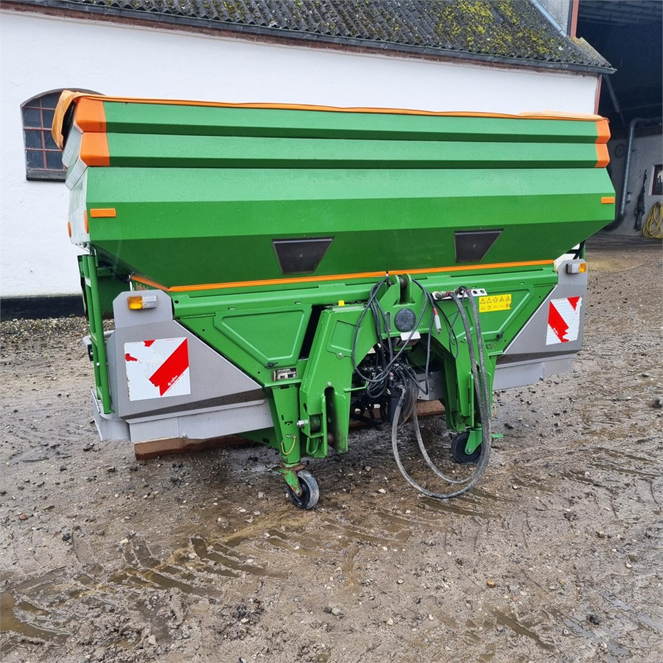Amazone S 600 ZA-M 3000 ultra - Trang thiết bị bón phân: hình 4 Amazone S 600 ZA-M 3000 ultra - Trang thiết bị bón phân: hình 4