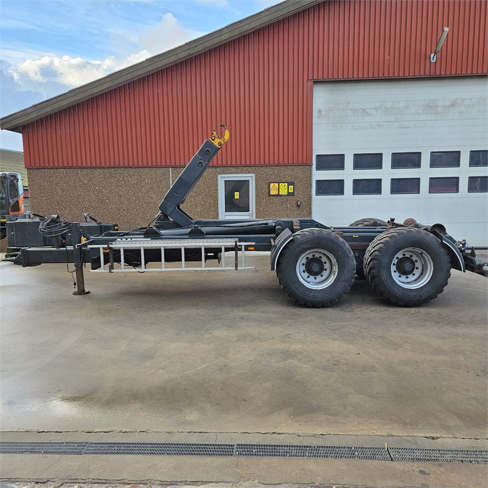BS 22,5 ton - Rơ moóc thùng chứa: hình 2 BS 22,5 ton - Rơ moóc thùng chứa: hình 2