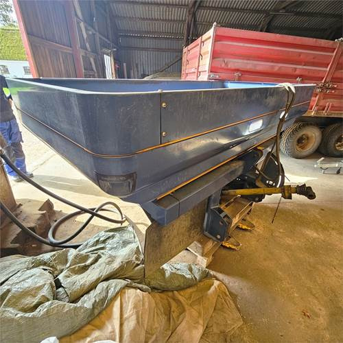 Bogballe M2 Plus - Trang thiết bị bón phân: hình 2 Bogballe M2 Plus - Trang thiết bị bón phân: hình 2