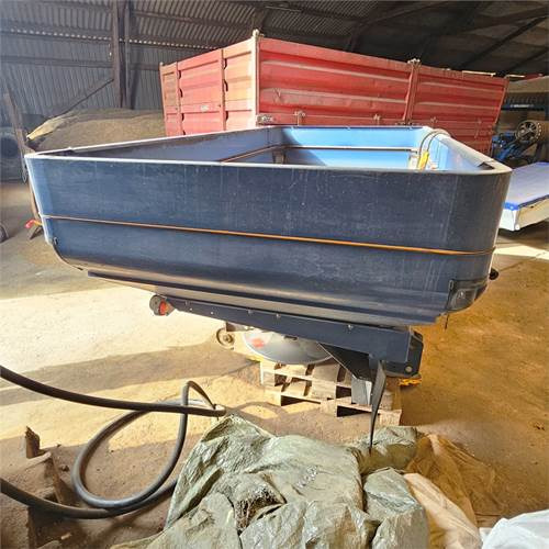 Bogballe M2 Plus - Trang thiết bị bón phân: hình 3 Bogballe M2 Plus - Trang thiết bị bón phân: hình 3