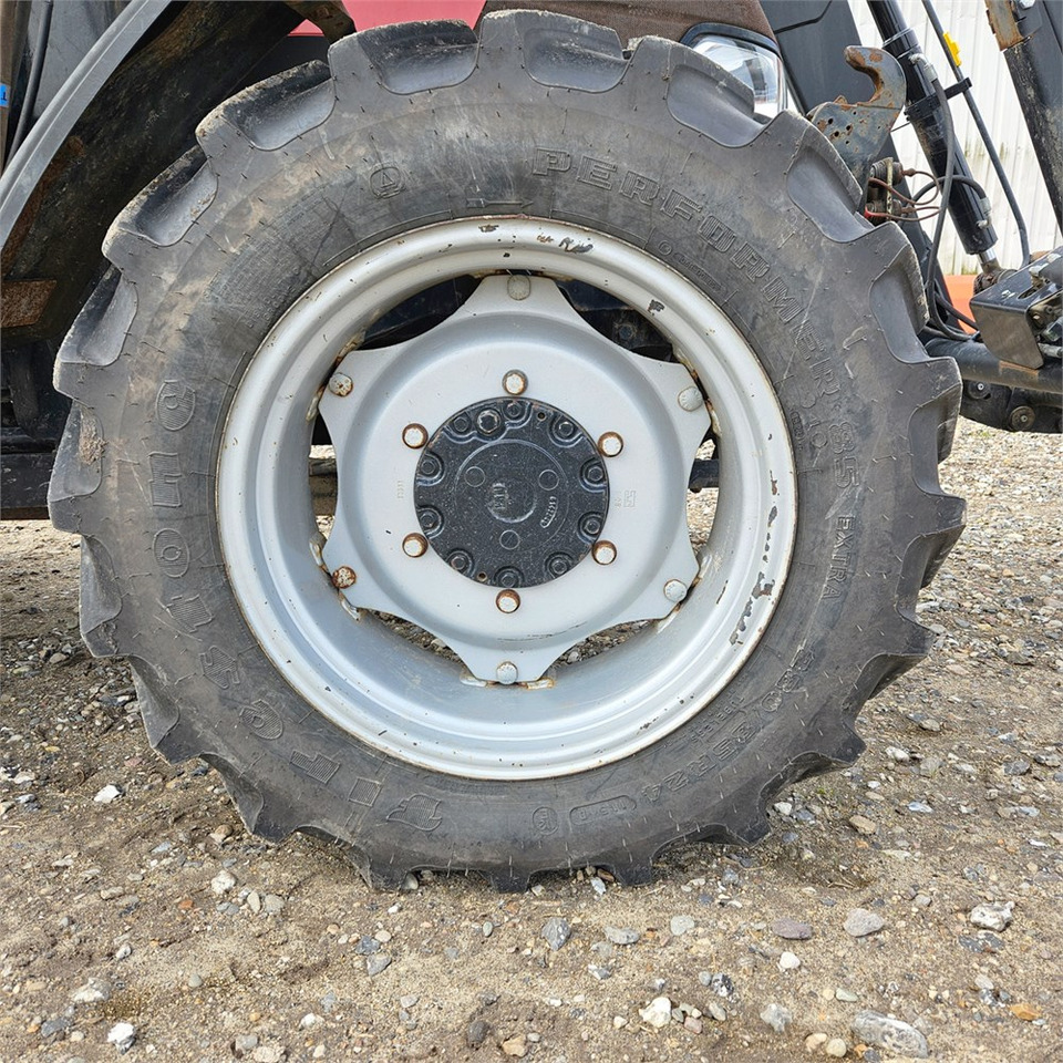 Máy cày CASE IH Farmall 65A: hình 34 Máy cày CASE IH Farmall 65A: hình 34