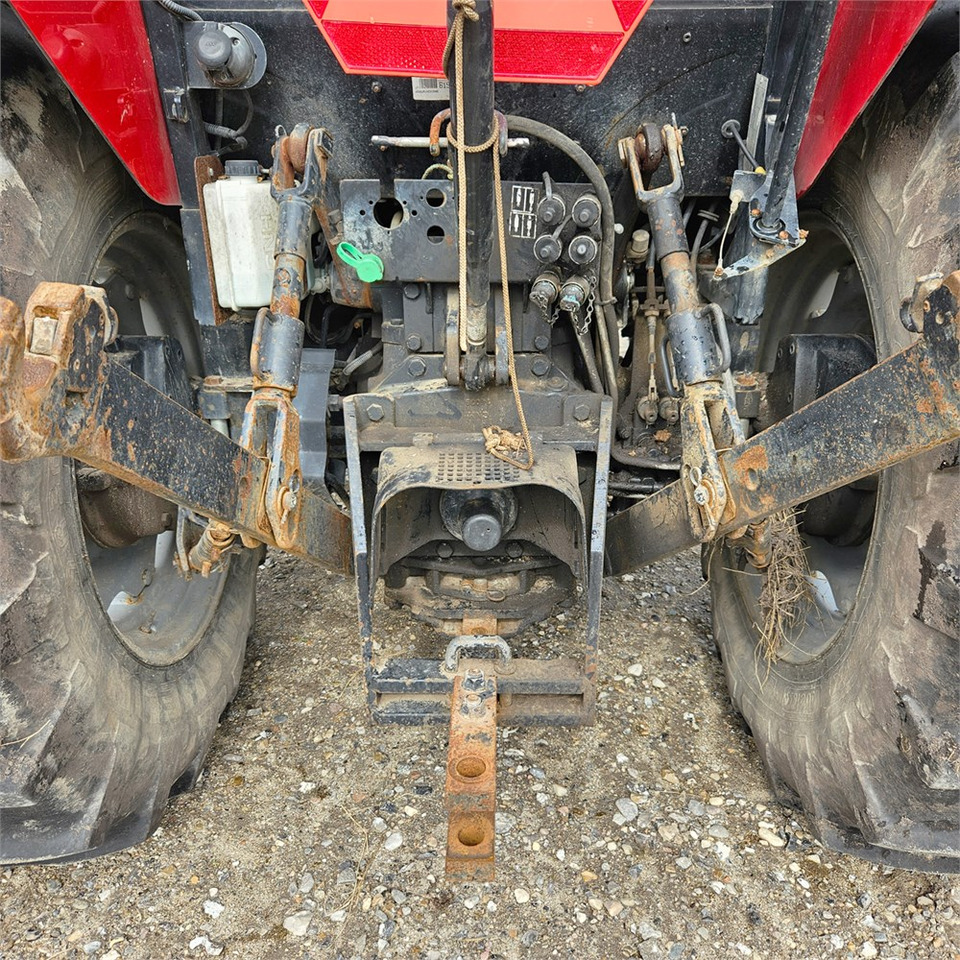 Máy cày CASE IH Farmall 65A: hình 26 Máy cày CASE IH Farmall 65A: hình 26