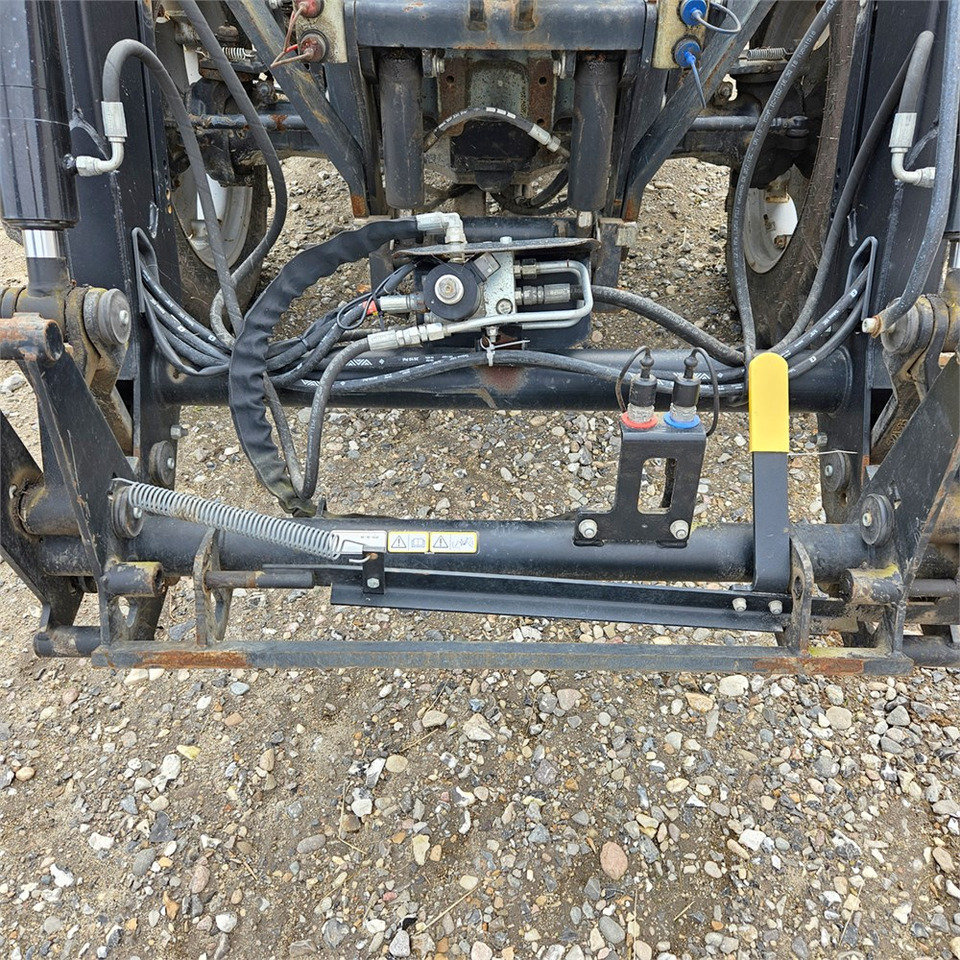 Máy cày CASE IH Farmall 65A: hình 25 Máy cày CASE IH Farmall 65A: hình 25