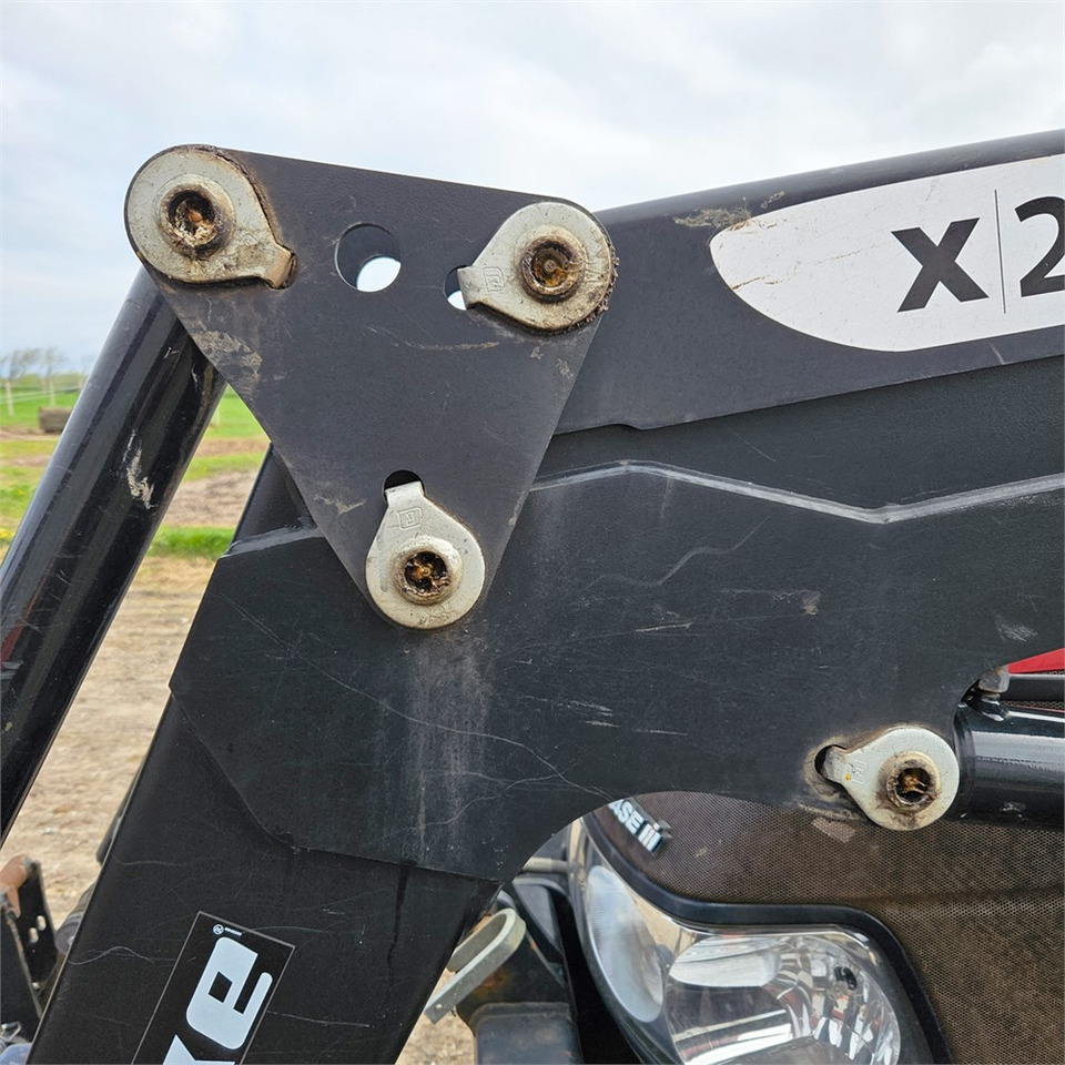 Máy cày CASE IH Farmall 65A: hình 29 Máy cày CASE IH Farmall 65A: hình 29