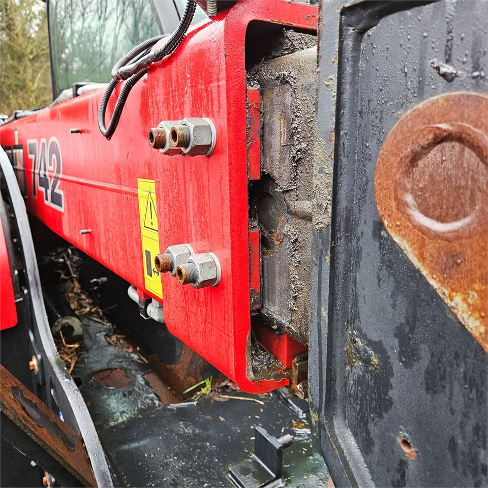 Xe nhấc hình viễn vọng kính CASE IH Farmlift 742: hình 40