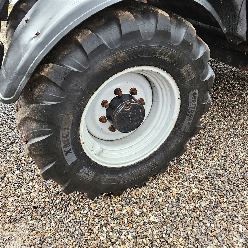 Xe nhấc hình viễn vọng kính CASE IH Farmlift 742: hình 25