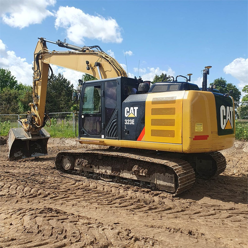 Caterpillar 323 EL - Máy xúc bánh xích: hình 3 Caterpillar 323 EL - Máy xúc bánh xích: hình 3