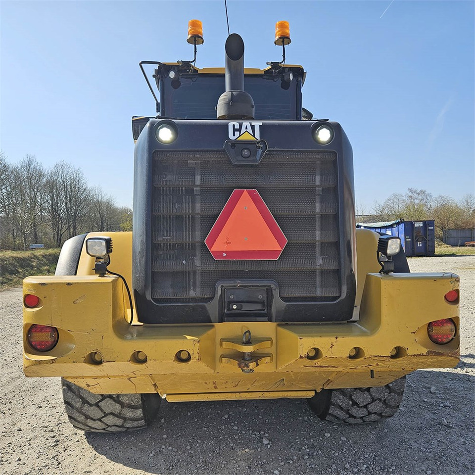 Caterpillar 938 M - Máy xúc lật bánh lốp: hình 4 Caterpillar 938 M - Máy xúc lật bánh lốp: hình 4