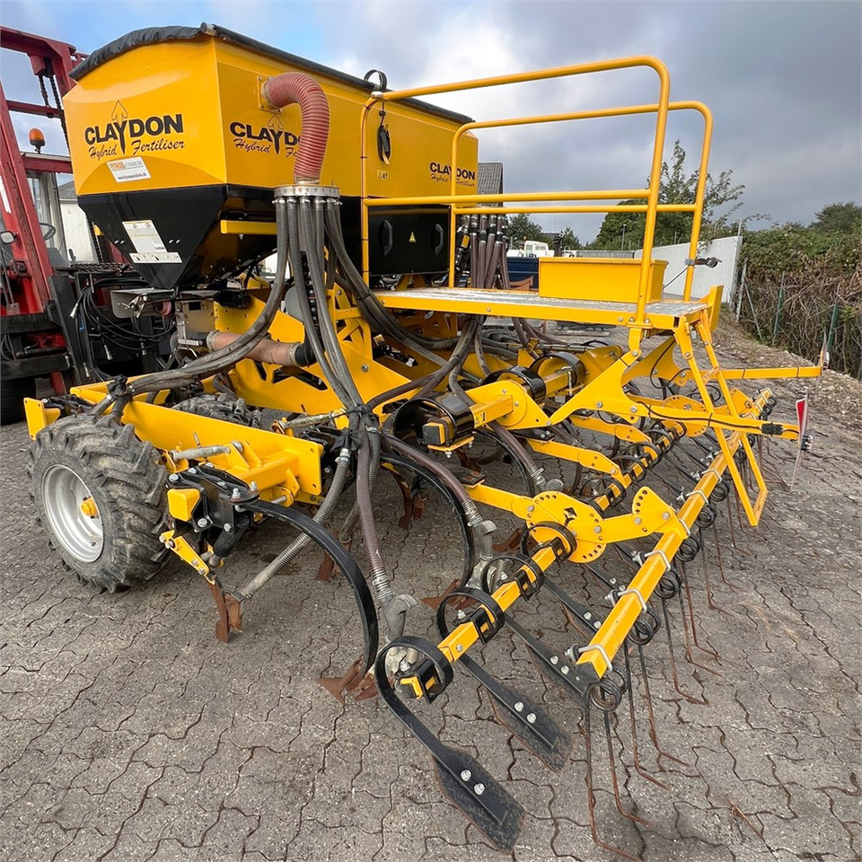 Claydon 4M Hybrid Fert - Trang thiết bị gieo hạt: hình 3 Claydon 4M Hybrid Fert - Trang thiết bị gieo hạt: hình 3
