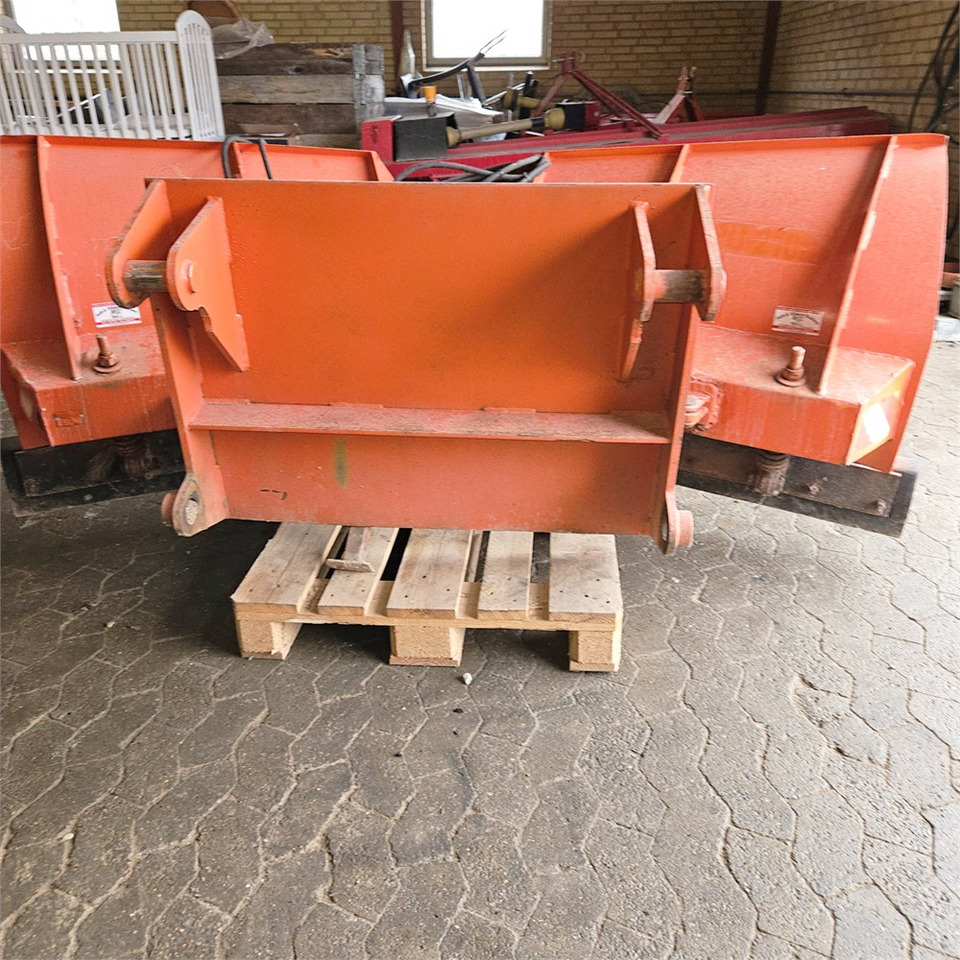 Desmi 30184 - Cày tuyết: hình 3 Desmi 30184 - Cày tuyết: hình 3