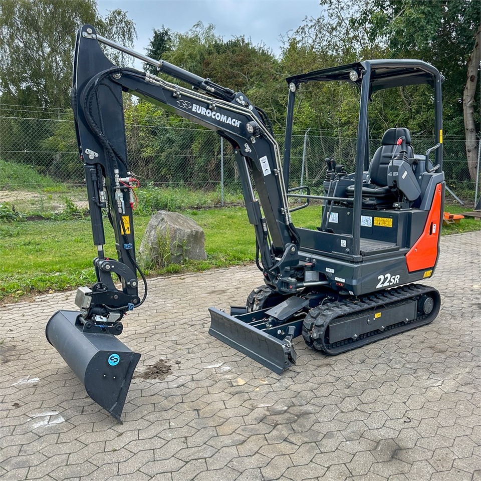 Eurocomach 22SR - Máy xúc mini: hình 2 Eurocomach 22SR - Máy xúc mini: hình 2