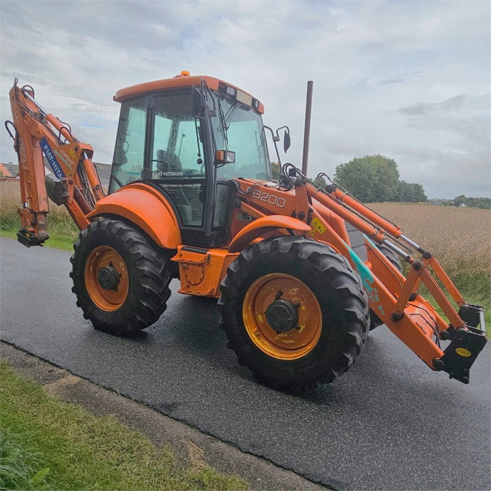 Fiat-Hitachi FB200-4PS - Máy xúc trước múc sau: hình 4 Fiat-Hitachi FB200-4PS - Máy xúc trước múc sau: hình 4