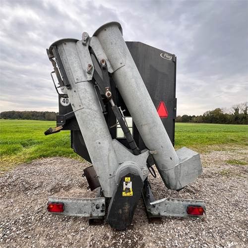 Fliegl ULS 400/500 - Trang thiết bị gia súc: hình 4 Fliegl ULS 400/500 - Trang thiết bị gia súc: hình 4