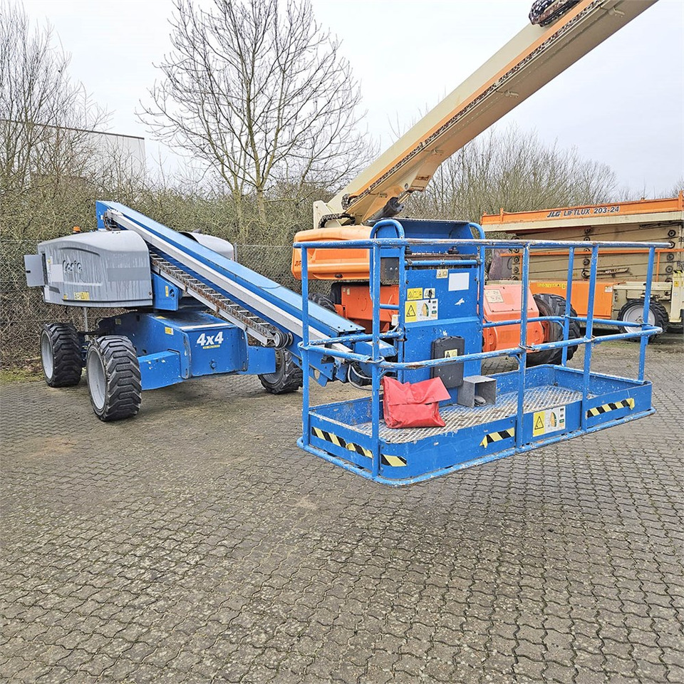 Genie S60HC - Xe nâng người hình viễn vọng kính: hình 2 Genie S60HC - Xe nâng người hình viễn vọng kính: hình 2