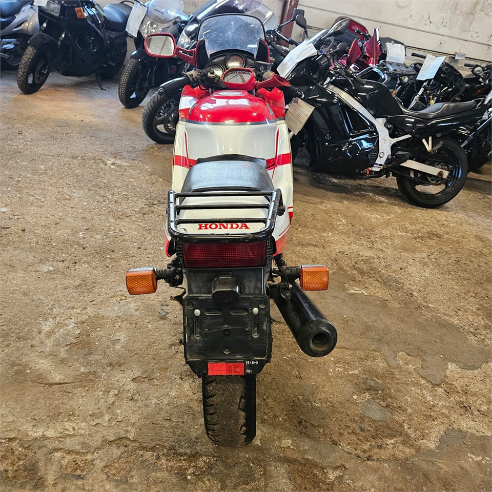 Honda CBR600F Super sport - Xe máy: hình 4 Honda CBR600F Super sport - Xe máy: hình 4
